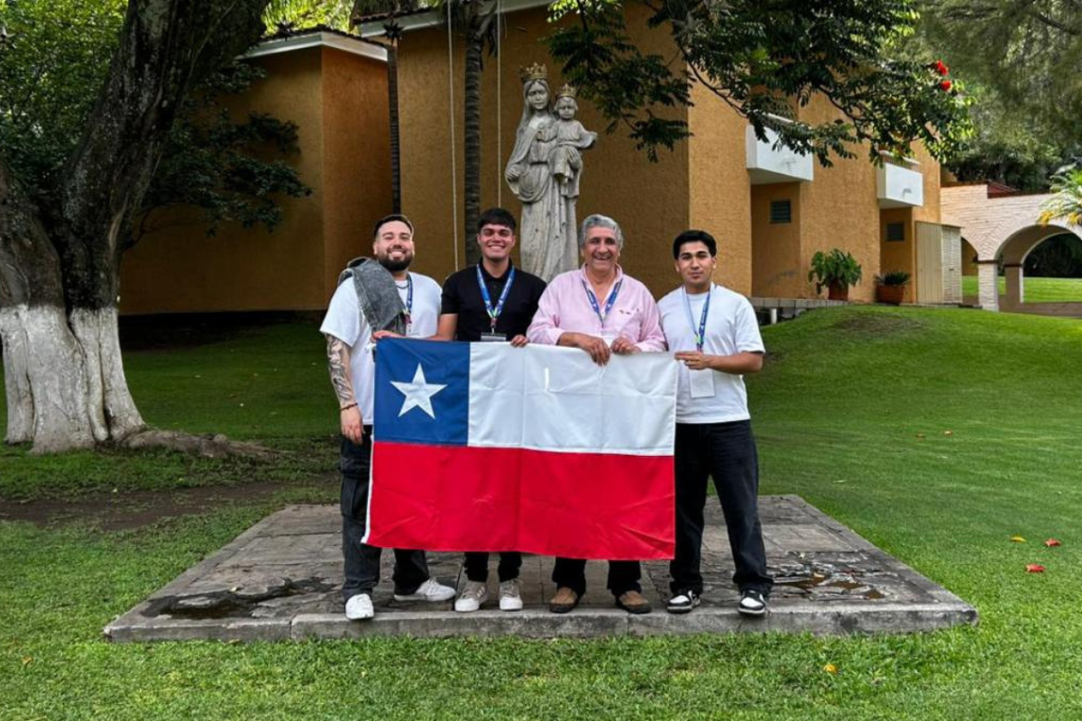 Exalumnos Salesianos chilenos en Cumbre Americana
